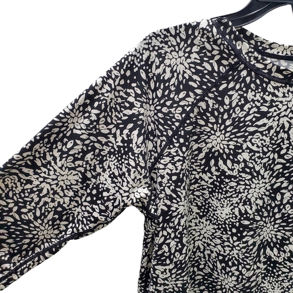 Hurley UPF 50 Long Sleeve Size XXL - NWOT - Unisex! - Picture 6 of 8